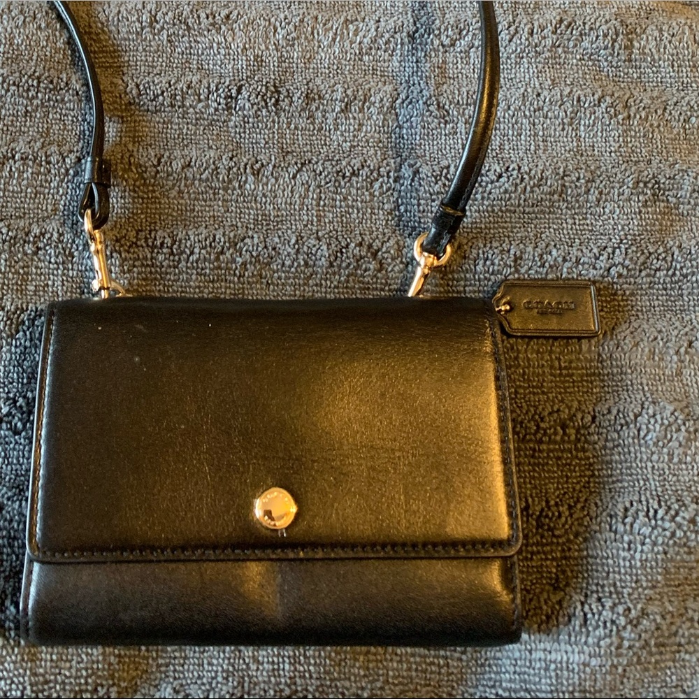 Authentic Coach wallet with shoulder strap